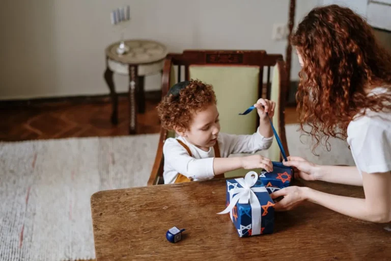 Hanukkah Gift Ideas Comparison Guide