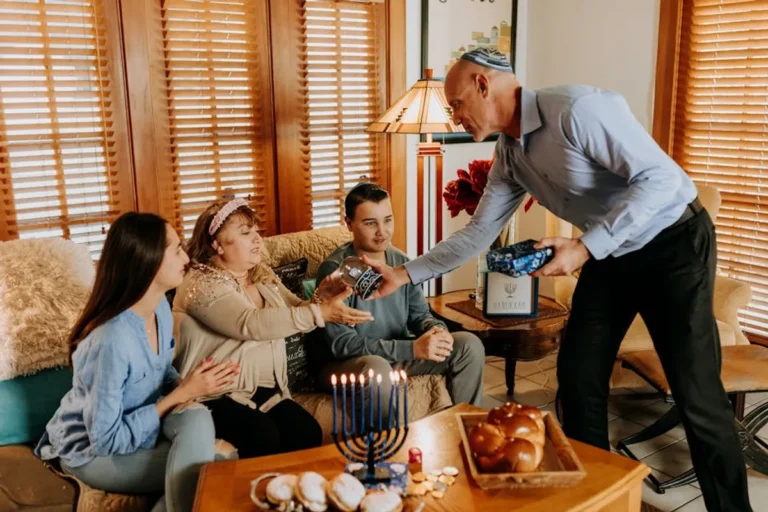 Hanukkah Gift Ideas: Complete Overview