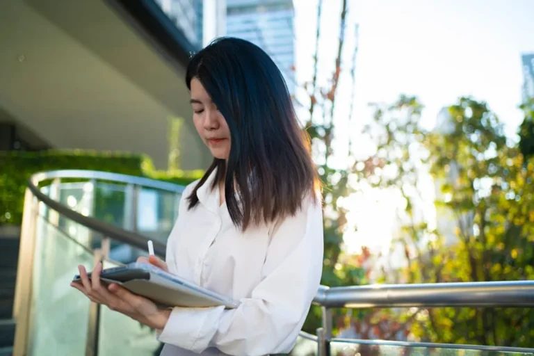 How Smart Building Technology Cuts Energy Waste